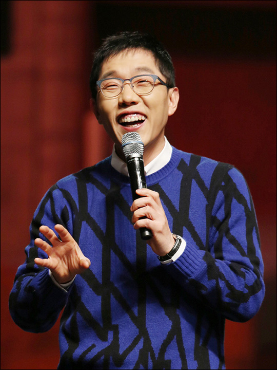 김제동이 내년 1월부터 토크 콘서트에 나선다. ⓒ 쇼노트