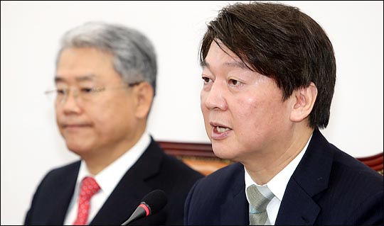 안철수 국민의당 대표가 10일 오전 국회에서 열린 최고위원회의에서 이야기 하고 있다. ⓒ데일리안 박항구 기자