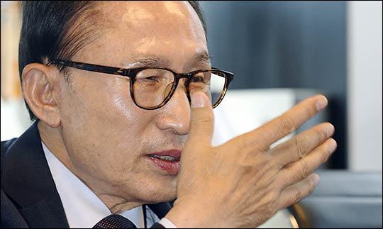 국가정보원의 특수활동비(특활비) 청와대 상납 논란에 이명박(MB) 전 대통령이 "그런 시스템에 대해 전혀 알지 못한다"고 언급한 것으로 전해졌다.(자료사진) ⓒ데일리안