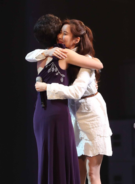 청와대가 소녀시대 서현(본명 서주현·27)의 북한 예술단 공연 합류에 대해 "서현 측에서 출연에 응해 성사됐다"고 9일 밝혔다.ⓒ연합뉴스