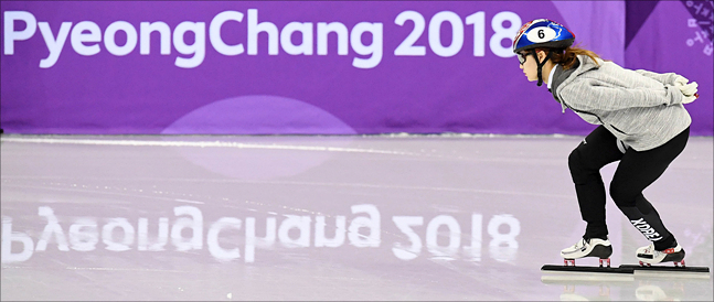 여자 쇼트트랙 500m 출격을 앞두고 있는 최민정. ⓒ 2018평창사진공동취재단