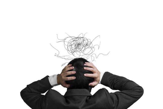 공정거래위원회가 보험 상품에 잘못된 약관이 없는지 들여다보겠다고 나서면서 보험사들의 속이 타들어가고 있다.ⓒ게티이미지뱅크
