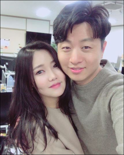 유상무가 김연지 작곡가와 결혼한다. ⓒ 유상무 SNS