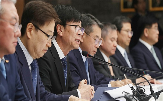 김상조 공정거래위원장이 10일 오전 서울 중구 대한상공회의소에서 열린