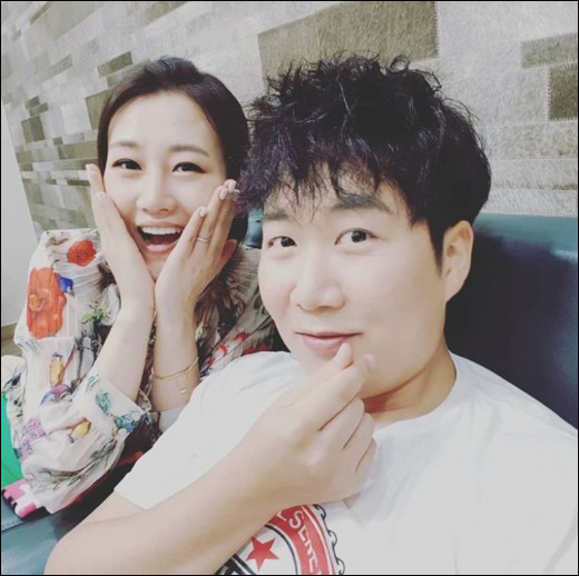 장윤정·도경완 부부가 두 아이의 부모가 된다.도경완 SNS 캡처