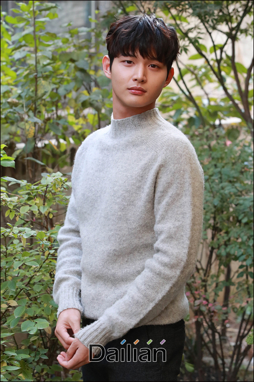 배우 이서원 측이 동료 여성 연예인을 성추행하고 흉기를 이용해 협박한 혐의(강제 추행 및 특수 협박)로 검찰 조사를 받았다는 보도와 관련해 사과했다.ⓒ데일리안 홍금표 기자