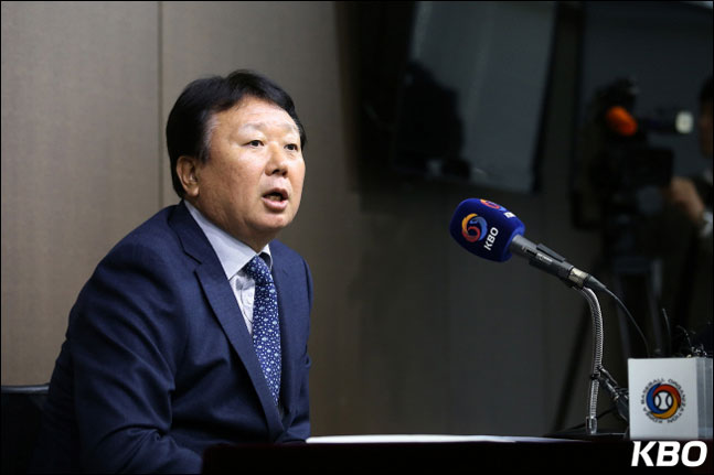 선동열 감독이 사이드암 심창민이 대표팀에서 탈락한 이유를 설명했다. ⓒ KBO