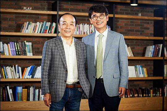 유시민 작가와 전원책 변호사가 MBC 개표방송에 투입된다. ⓒ MBC