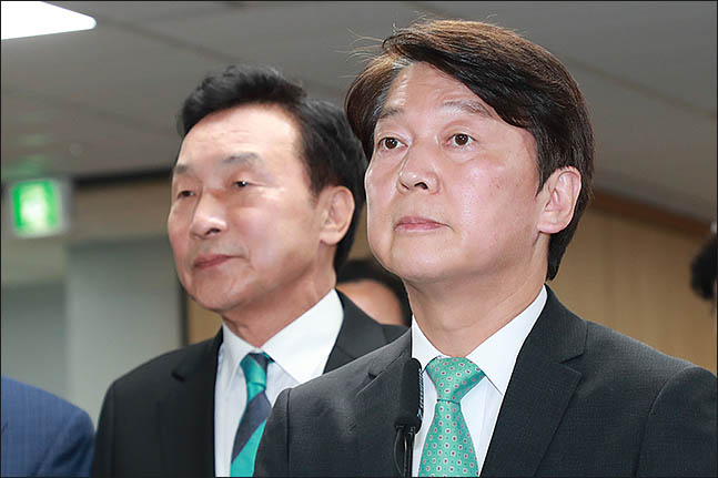 안철수 바른미래당 서울시장 후보가 13일 오후 서울 여의도 당사에서 6·13 지방선거 방송사 출구조사 결과에 대한 입장을 발표하고 있다. ⓒ데일리안 류영주 기자
