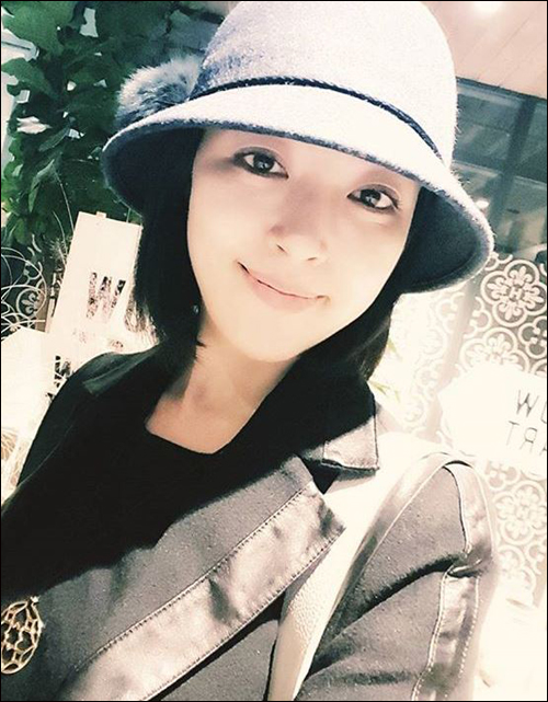 베이비복스 출신 배우 심은진이 허위사실을 유포하고 인신공격을 한 악플러에 대해 법적 대응을 예고했다.심은진 SNS 캡처