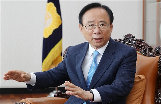 20대 후반기 국회부의장으로 취임한 이주영 자유한국당 의원이 19일 국회본청 부의장실에서 데일리안과 인터뷰를 갖고 있다. ⓒ데일리안 홍금표 기자