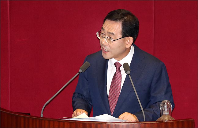 주호영 자유한국당 의원이 13일 국회 본회의장에서 대정부질문을 하고 있다. ⓒ데일리안 박항구 기자