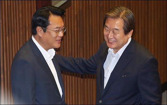 김무성 자유한국당 전 대표최고위원과 정진석 전 원내대표(자료사진). ⓒ데일리안