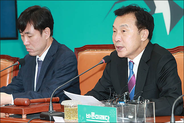 손학규 바른미래당 대표가 8일 오전 서울 여의도 국회에서 열린 최고위원회의에 모두발언을 하고 있다. (자료사진)ⓒ데일리안 류영주 기자