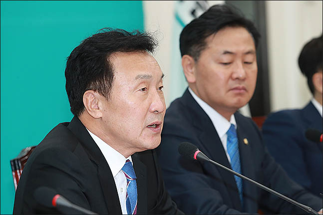 손학규 바른미래당 대표가 8일 오전 서울 여의도 국회에서 열린 최고위원회의에 모두발언을 하고 있다.(자료사진) ⓒ데일리안 류영주 기자