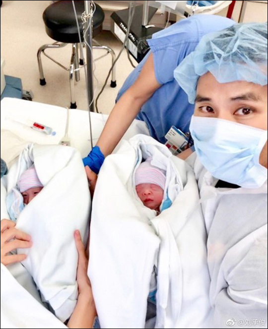 가수 유승준이 쌍둥이 아빠가 됐다. ⓒ 유승준 SNS
