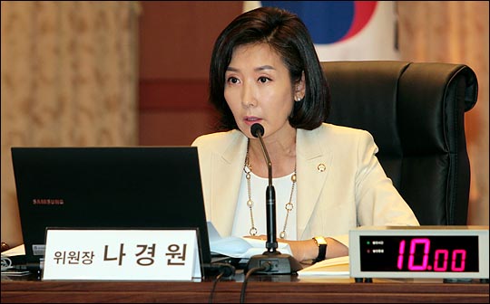 나경원 자유한국당 의원(자료사진)이 15일 페이스북을 통해 "문재인 대통령은 촛불타령을 그만하라"고 비판했다. ⓒ데일리안 박항구 기자