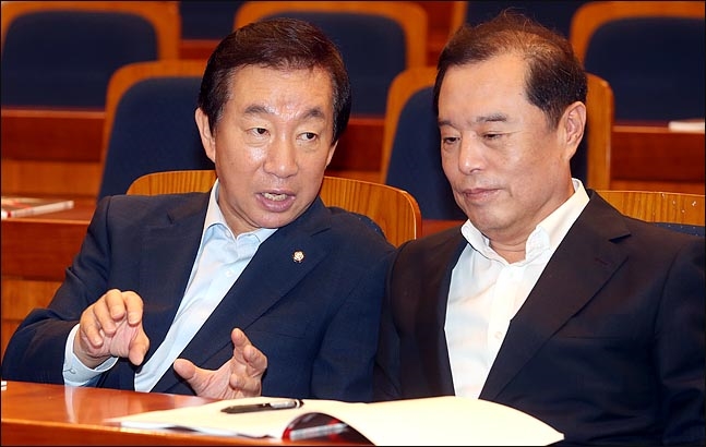 자유한국당 김성태 원내대표, 김병준 비상대책위원장(자료사진)ⓒ데일리안 박항구 기자