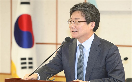 유승민 바른미래당 공동대표가 9일 오전 국회 의원회관에서 열린 바른미래당
