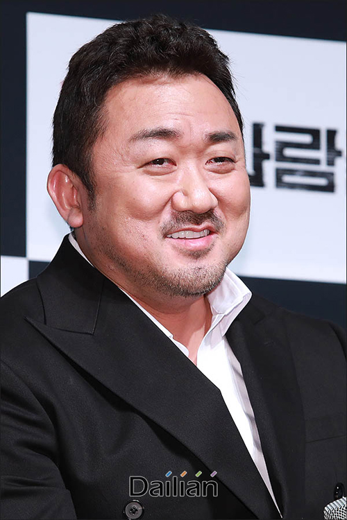 배우 마동석이 영화