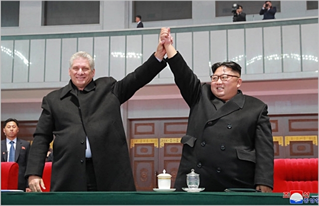 김정은 북한 국무위원장과 미겔 디아스카넬 쿠바 국가평의회 의장이 지난 5일 북한 평양