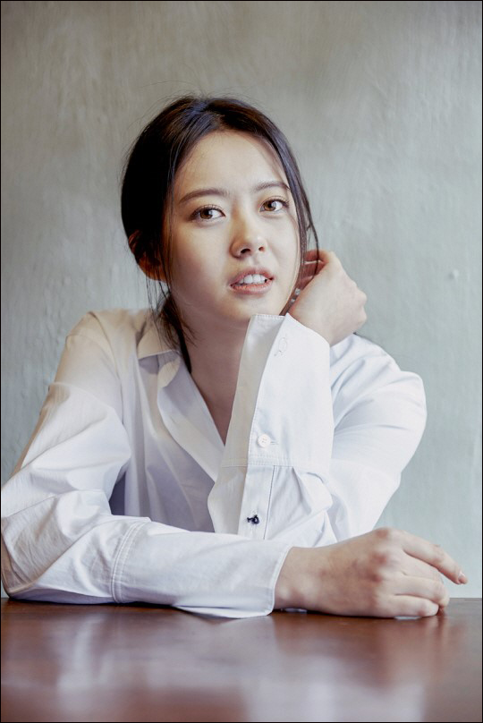 배우 고아라가 SBS 새 드라마