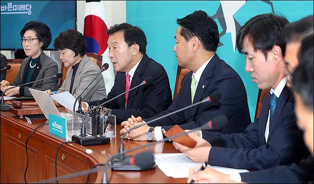 손학규 바른미래당 대표가 9일 오전 국회에서 열린 최고위원회의에서 모두발언을 하고 있다. ⓒ데일리안 박항구 기자