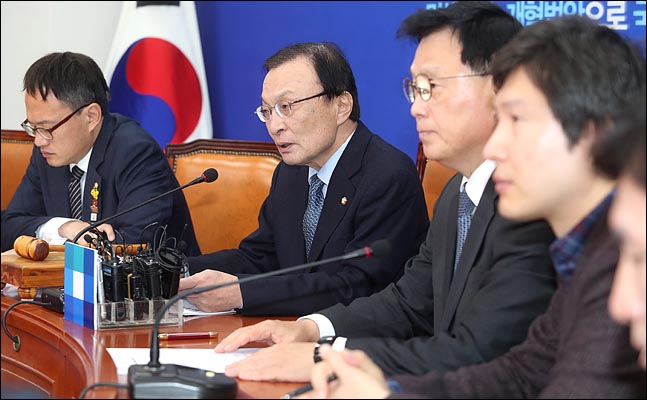 이해찬 더불어민주당 대표가 9일 국회에서 열린 최고위원회의에서 모두발언을 하고 있다. ⓒ데일리안 박항구 기자